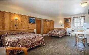 The Beacon Motel Salter Path